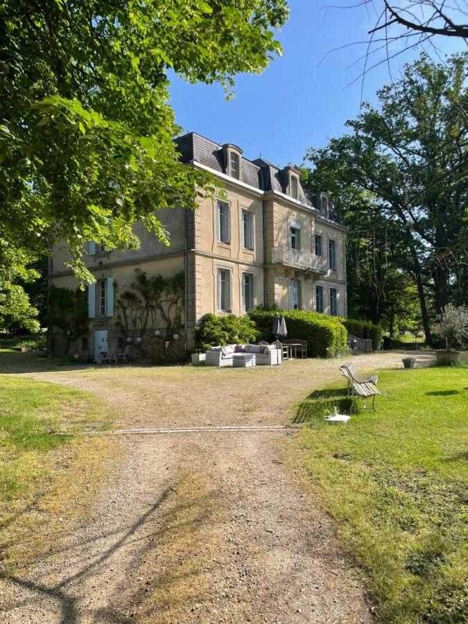 Chateau Du Grand Lucay Bourbon-lʼArchambault 外观 照片